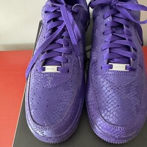 Kobe Bryant x Air Force 1 low Court Purple
